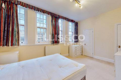 2 bedroom apartment to rent, Chevy Road, Southall, UB2