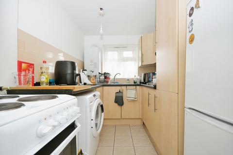 1 bedroom flat for sale, Hengist Road, Lee, London, SE12