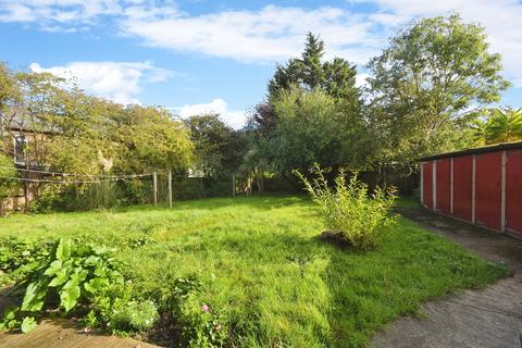 1 bedroom flat for sale, Hengist Road, Lee, London, SE12