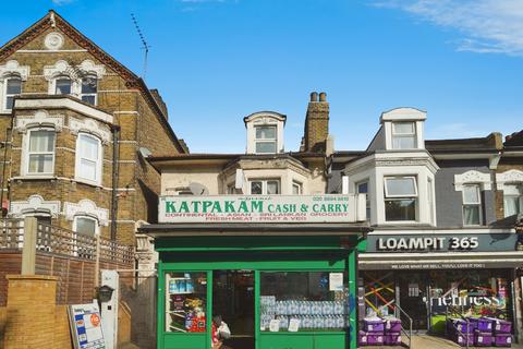 5 bedroom flat for sale, Loampit Hill, London, SE13
