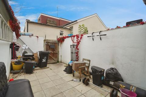 5 bedroom flat for sale, Loampit Hill, London, SE13