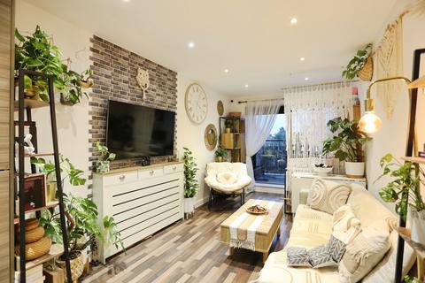 1 bedroom flat for sale, Rectory Field Crescent, London, SE7