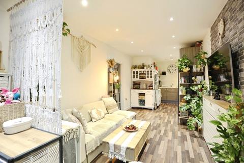 1 bedroom flat for sale, Rectory Field Crescent, London, SE7