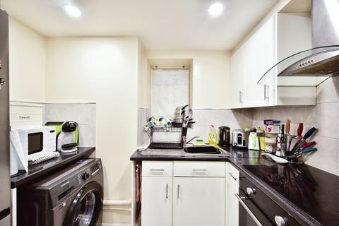 1 bedroom flat for sale, Ashford Road, Maidstone, Kent, ME14