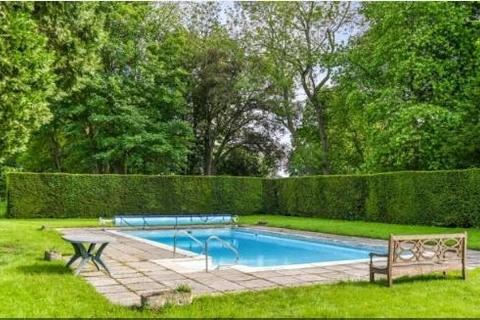 2 bedroom bungalow for sale, Lees Court, Sheldwich Lees, Faversham, Kent, ME13