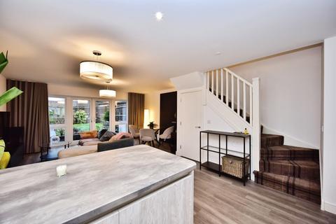 3 bedroom terraced house for sale, Ruton Square, Kings Hill, West Malling, Kent, ME19