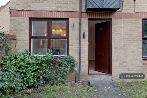 undefined, Palmers Green, London, N13