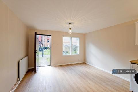 undefined, Palmers Green, London, N13