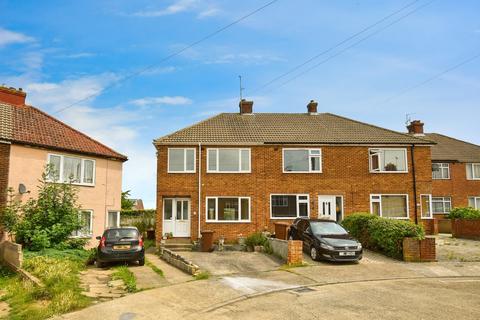 Huntsmans Close, Rochester, Kent, ME1