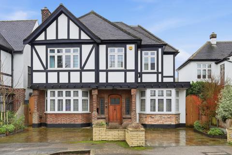 undefined, Hollybush Close, Snaresbrook