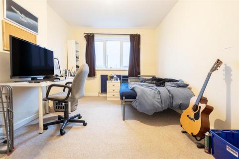 4 bedroom terraced house for sale, Stephenson Road, High Heaton, Newcastle Upon Tyne