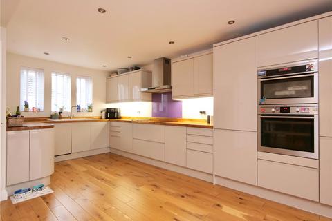 undefined, Spacious four bedroom family home - Hallatrow