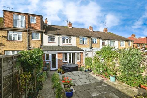 St. Williams Way, Rochester, Kent, ME1