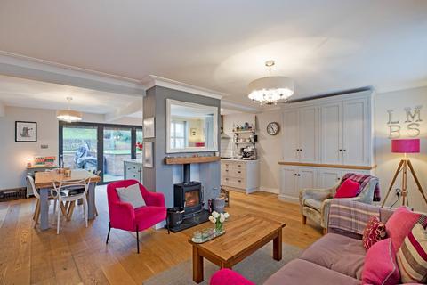 5 bedroom detached house for sale, Ben Rhydding Road, Ilkley LS29