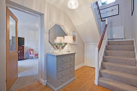5 bedroom detached house for sale, Ben Rhydding Road, Ilkley LS29