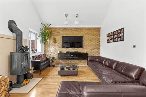 undefined, Royston Way, Slough SL1