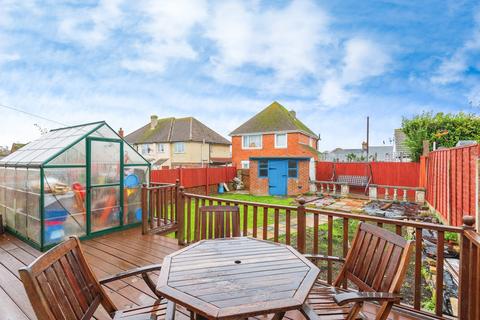 4 bedroom semi-detached house for sale, Roman Road, Ramsgate, Kent, CT12