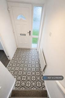 3 bedroom semi-detached house to rent, Scafell Place, Sheffield, S25