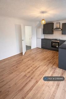 3 bedroom semi-detached house to rent, Scafell Place, Sheffield, S25