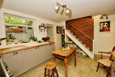 4 bedroom terraced house for sale, Addington Street, Ramsgate, Kent, CT11