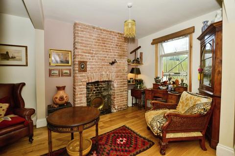 4 bedroom terraced house for sale, Addington Street, Ramsgate, Kent, CT11