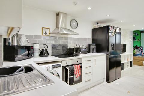2 bedroom flat for sale, Ramsgate Road, Margate, Kent, CT9