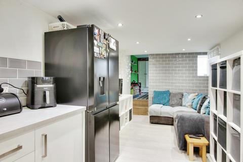 2 bedroom flat for sale, Ramsgate Road, Margate, Kent, CT9