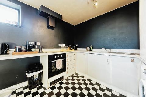 2 bedroom flat for sale, Trinity Square, Margate, Kent, CT9