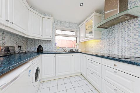 2 bedroom bungalow for sale, Coniston Avenue, RAMSGATE, Kent, CT11