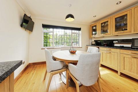 4 bedroom detached house for sale, Rydal Avenue, Ramsgate, Kent, CT11