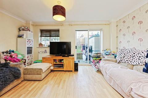 4 bedroom terraced house for sale, Lillian Road, Ramsgate, Kent, CT11