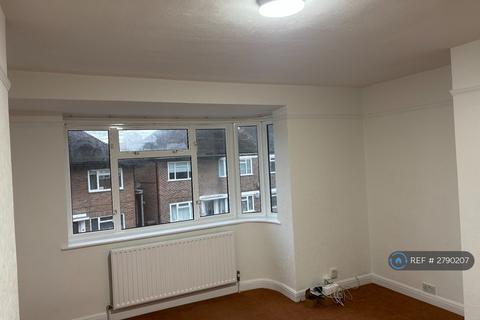 undefined, Falcourt Close, Sutton, SM1