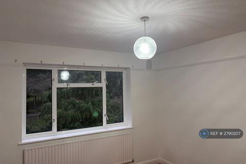 undefined, Falcourt Close, Sutton, SM1