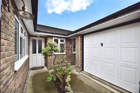 4 bedroom bungalow for sale, Seaside Avenue, Minster on Sea, Sheerness, ME12