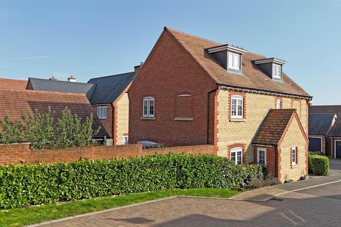 Warwick Place, Long Crendon