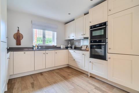 undefined, Warwick Place, Long Crendon