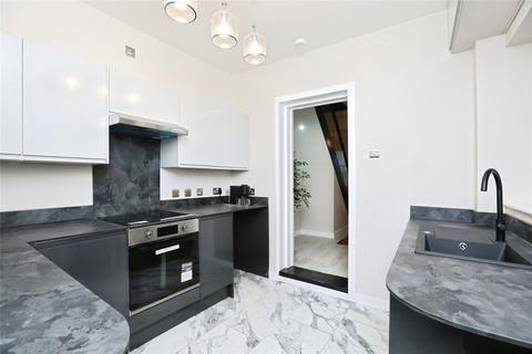 3 bedroom terraced house for sale, Alsager Avenue, Queenborough, Kent, ME11