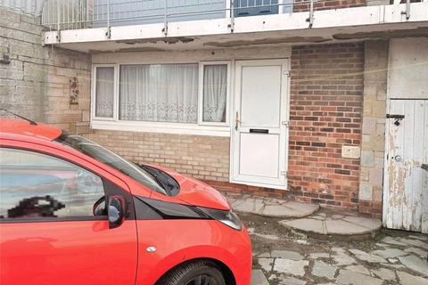 2 bedroom flat for sale, Sheppey Beach Villas, Manor Way, Leysdown-on-Sea, Sheerness, ME12