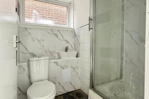 2 bedroom flat for sale, Sheppey Beach Villas, Manor Way, Leysdown-on-Sea, Sheerness, ME12