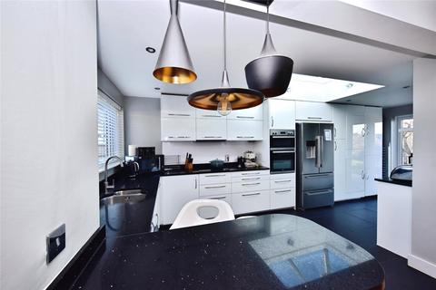 4 bedroom detached house for sale, Imperial Avenue, Minster On Sea, Kent, ME12