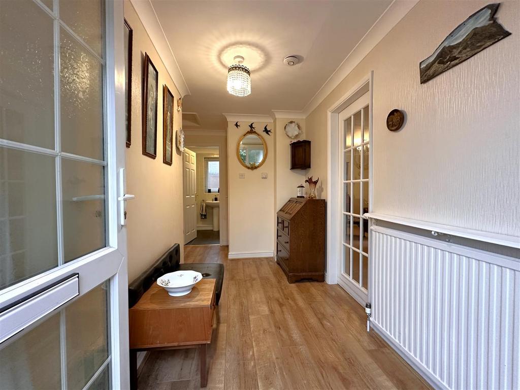 Inviting Entrance Hall 325