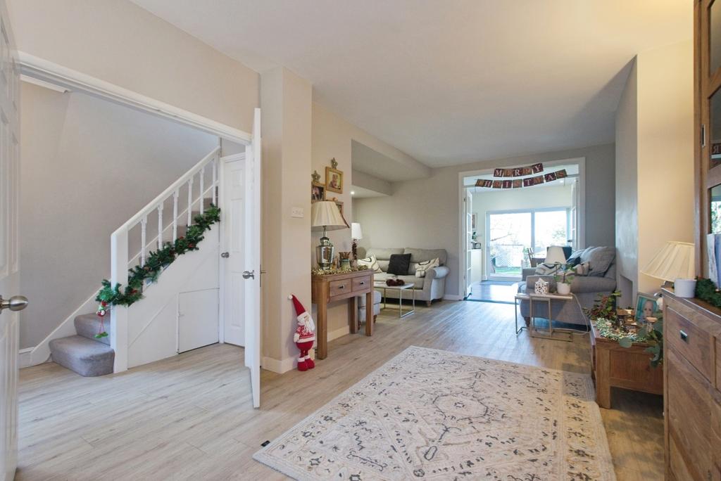 Pbox-IMG.jpg