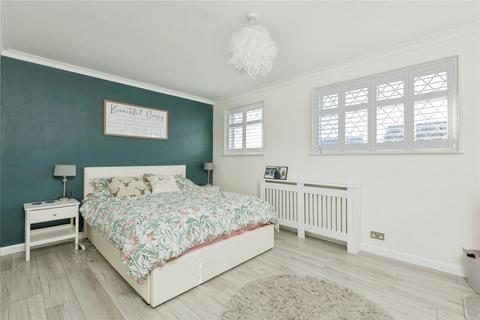 4 bedroom semi-detached house for sale, Durant Road, Swanley, Kent, BR8