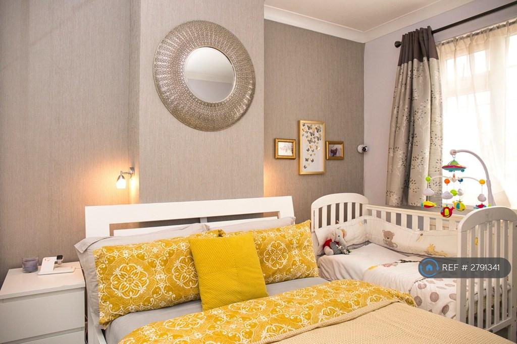 Main Bedroom2