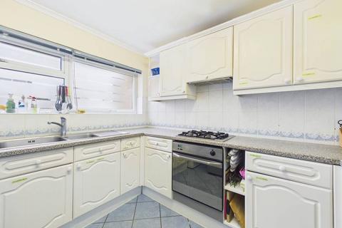 4 bedroom terraced house for sale, Ashdene Close, Ashford, Surrey, TW15