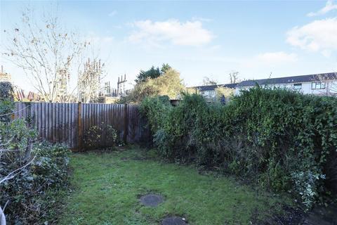 3 bedroom terraced house for sale, Chelsfield Gardens, London, SE26