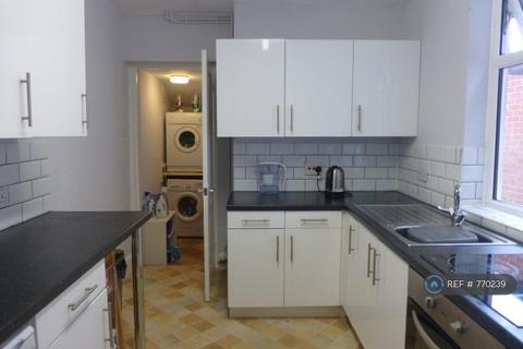 1 bedroom in a house share to rent, St Augustine St, Taunton, TA1