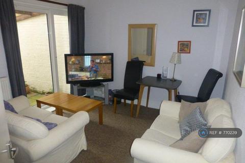 1 bedroom in a house share to rent, St Augustine St, Taunton, TA1