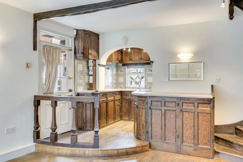 2 bedroom end of terrace house for sale, Golden Yard, Holly Bush Steps, NW3