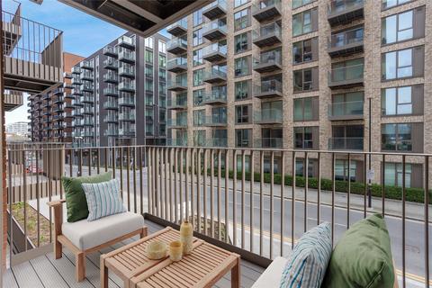 1 bedroom flat for sale, Royal Crest Avenue, London, E16